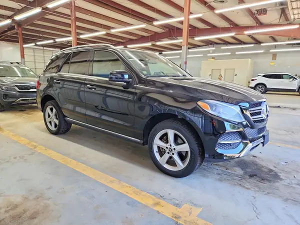 4JGDA5HB3JB064293 — 2018 Mercedes-Benz GLE, фото 4 с аукциона Copart, Мелкие вмятины и царапины