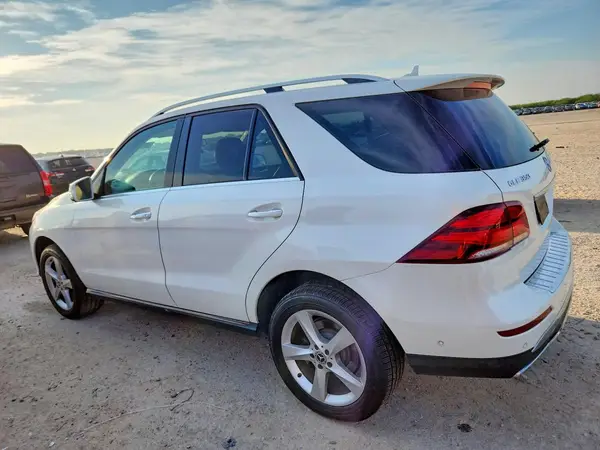 4JGDA5HB4JB195524 — 2018 Mercedes-Benz GLE, фото 2 с аукциона Copart, Град