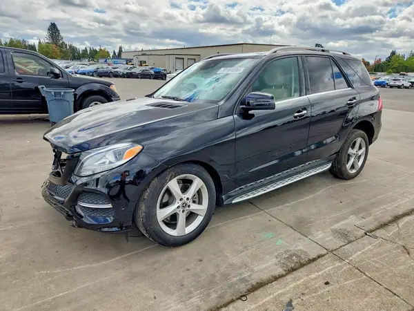 4JGDA5JB6JB011713 — 2018 Mercedes-Benz GLE, Передняя часть (Front End), фото до ремонта