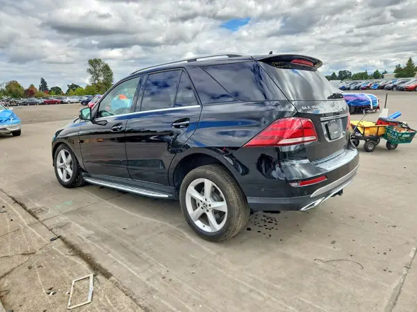 4JGDA5JB6JB011713 — 2018 Mercedes-Benz GLE, фото 2 с аукциона Copart, Передняя часть