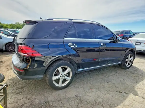 4JGDA5HB9JB039513 — 2018 Mercedes-Benz GLE, фото 3 с аукциона Copart, Боковая часть