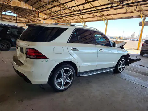 2018 Mercedes-Benz GLE VIN 4JGDA5HBXJB043523 фото 3