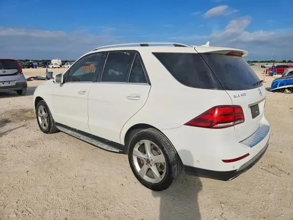 4JGDA5GB9KB213342 — 2019 Mercedes-Benz GLE, фото 2 с аукциона Copart, Мелкие вмятины и царапины