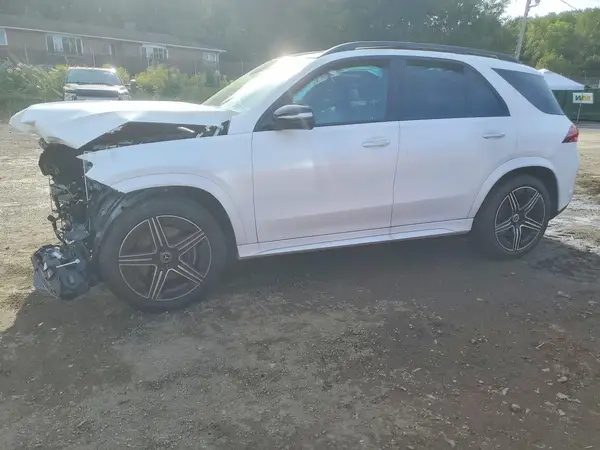 4JGFB4FB1TB688759 — 2026 Mercedes-Benz GLE, Передняя часть (Front End), фото до ремонта