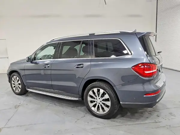 4JGDF6EE5HA785527 — 2017 Mercedes-Benz GLS-Klasse, фото 2 с аукциона Copart 07.10.2026, Повреждения со всех сторон