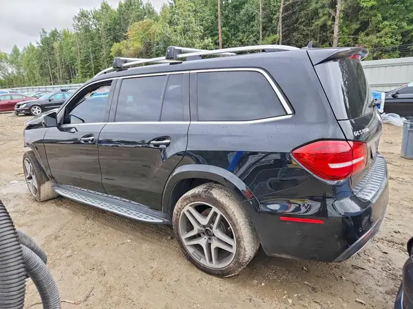 4JGDF7DE5HA770713 — 2017 Mercedes-Benz GLS-Klasse, фото 2 с аукциона Copart, Передняя часть
