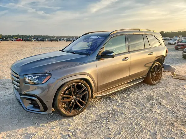4JGFF5KE5TB719702 — 2026 Mercedes-Benz GLS-Klasse, Задняя часть (Rear End), фото до ремонта