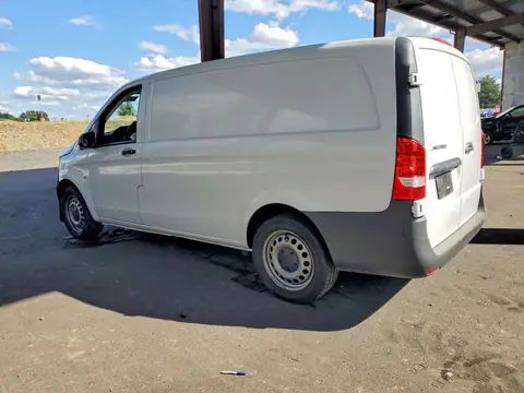 WD3PG2EA8H3303460 — 2017 Mercedes-Benz Metris, фото 2 с аукциона Copart 14.10.2026, Передняя часть