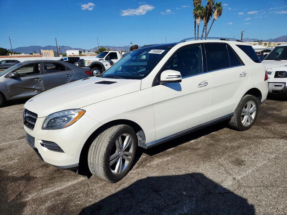 2013 MERCEDES-BENZ ML VIN 4JGDA2EB4DA216854 фото 1