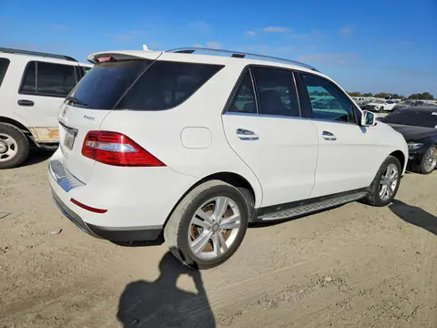 2014 Mercedes-Benz ML VIN 4JGDA5HB7EA285102 фото 3
