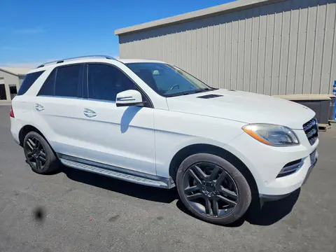 2015 Mercedes-Benz ML VIN 4JGDA5HBXFA567946 фото 4