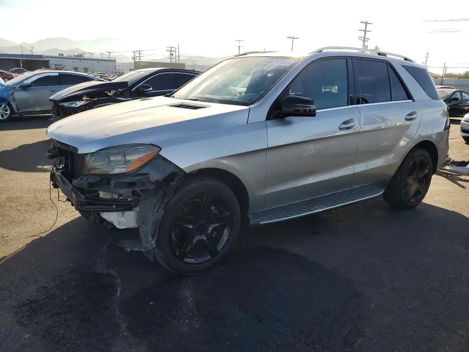 4JGDA5JB2FA502647 Mercedes-Benz ML 2015 — повреждение Передняя часть, фото до ремонта