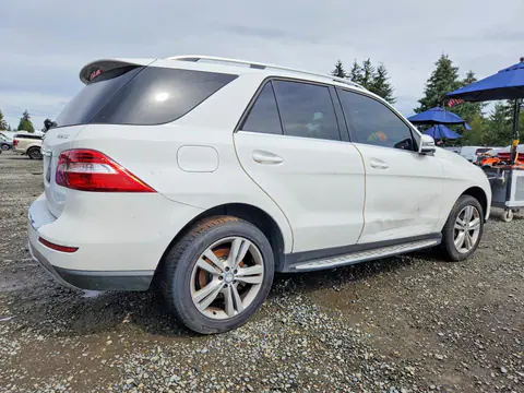 2015 Mercedes-Benz ML VIN 4JGDA5HB0FA609816 фото 3