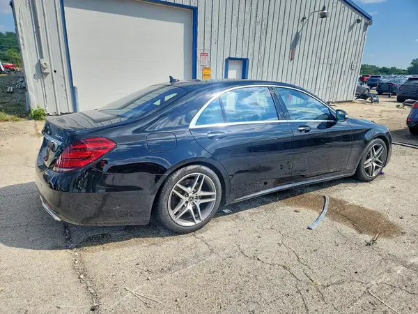 WDDUG8GBXJA406307 — 2018 Mercedes-Benz S-Klasse, фото 3 с аукциона Copart, Подтопление