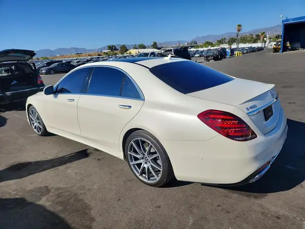 WDDUG6GBXKA491154 — 2019 Mercedes-Benz S-Klasse, фото 2 с аукциона Copart 29.09.2026, Мелкие вмятины и царапины