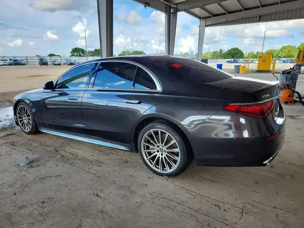 W1K6G7GB8MA049104 — 2021 Mercedes-Benz S-Klasse, фото 2 с аукциона Copart, Подтопление