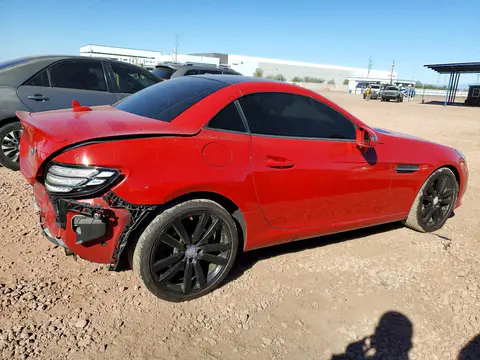 2017 Mercedes-Benz SLC VIN WDDPK3JA8HF137641 фото 3