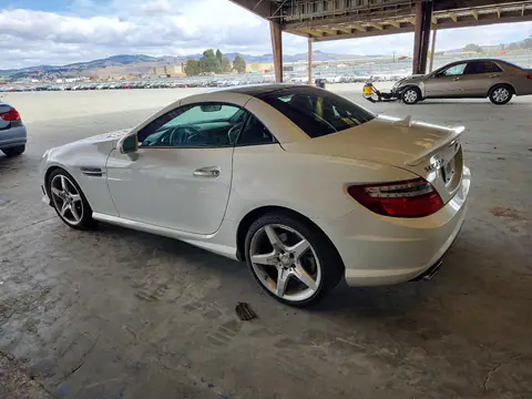 2014 Mercedes-Benz SLK VIN WDDPK4HA3EF090347 фото 2