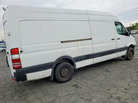 2011 MERCEDES-BENZ SPRINTER VIN WD3PE8CB4B5568263 фото 3