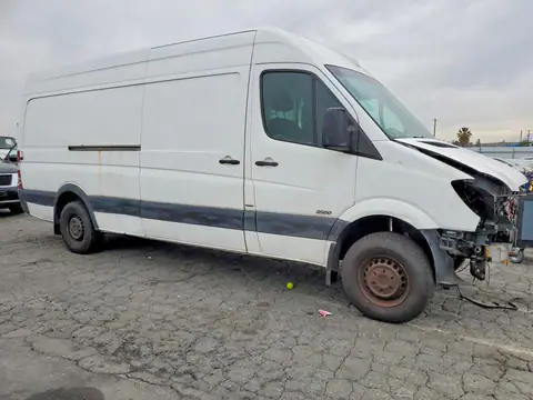 2011 MERCEDES-BENZ SPRINTER VIN WD3PE8CB4B5568263 фото 4