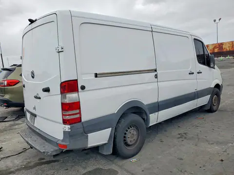2015 Mercedes-Benz Sprinter VIN WD3PE7DC7FP149285 фото 3
