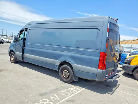 2019 Mercedes-Benz Sprinter VIN WD4PF1CD7KP148695 фото 2