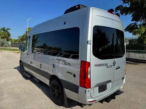 2022 MERCEDES-BENZ SPRINTER VIN W1X4EBHY0NP484324 фото 2
