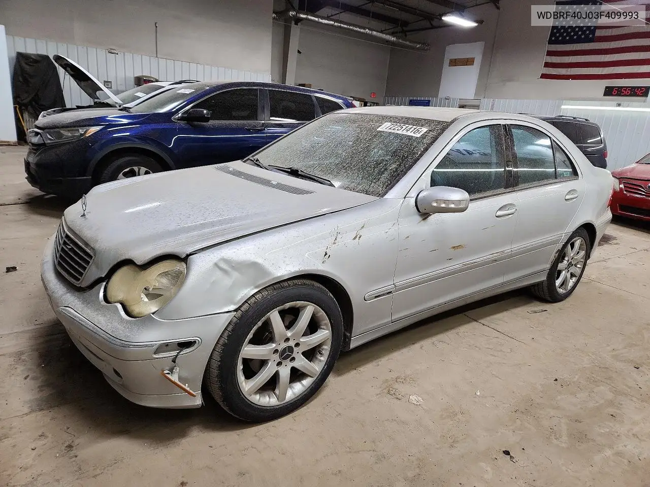 2003 Mercedes-Benz C 230K Sport Sedan VIN WDBRF40J03F409993 фото 1