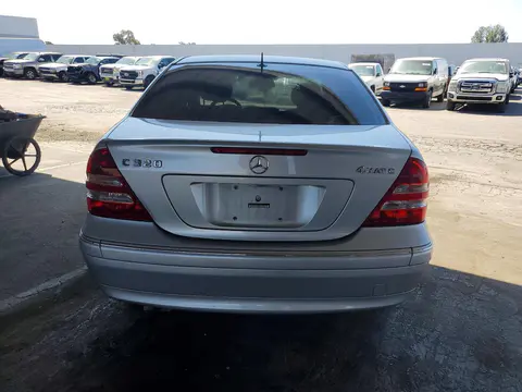 2005 Mercedes-Benz C 320 4Matic VIN WDBRF84J45F562140 фото 6