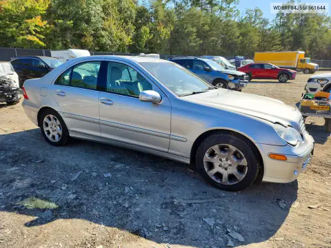 WDBRF84J55F561644 — 2005 Mercedes C-Klasse, фото 4 с аукциона Copart, Передняя часть