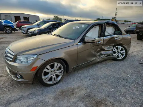WDDGF5EB2BR167128 — 2011 Mercedes C-Klasse, Сторона, фото до ремонта