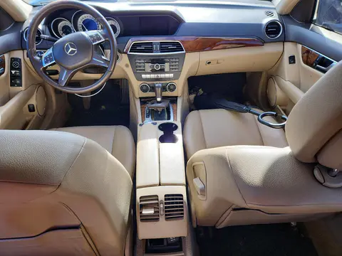 2012 Mercedes-Benz C 300 4Matic VIN WDDGF8BB6CA689816 фото 8