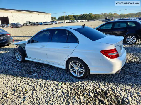 2013 Mercedes-Benz C 300 4Matic VIN WDDGF8AB5DG121444 фото 2