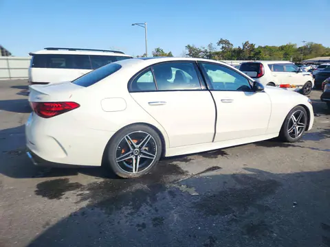 2026 Mercedes-Benz C 300 4Matic VIN W1KAF4HB2TR303979 фото 3