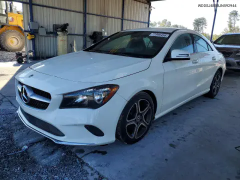 WDDSJ4EB8JN592944 — 2018 Mercedes CLA-Klasse, Мелкие вмятины и царапины, фото до ремонта