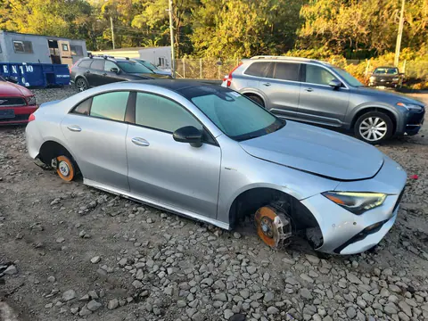 2025 Mercedes-Benz Cla Amg 35 4Matic VIN W1K5J5BBXSN523794 фото 4