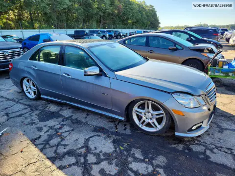 2011 Mercedes-Benz E 550 4Matic VIN WDDHF9AB7BA298958 фото 4