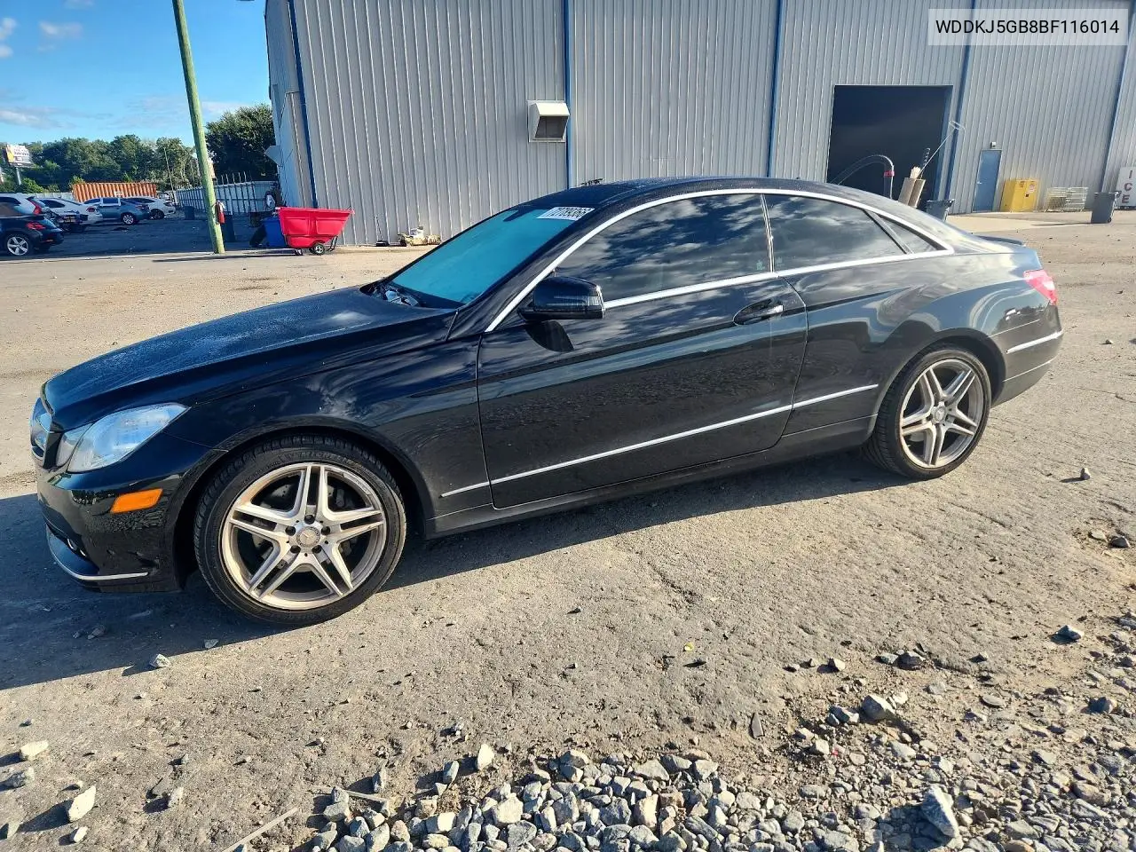 WDDKJ5GB8BF116014 Mercedes E-Klasse 2011 — повреждение Задняя часть, фото до ремонта