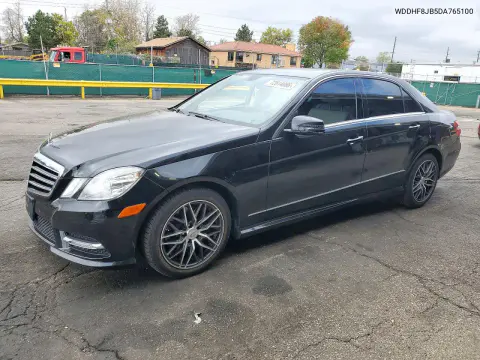 WDDHF8JB5DA765100 — 2013 Mercedes E-Klasse, Сторона, фото до ремонта