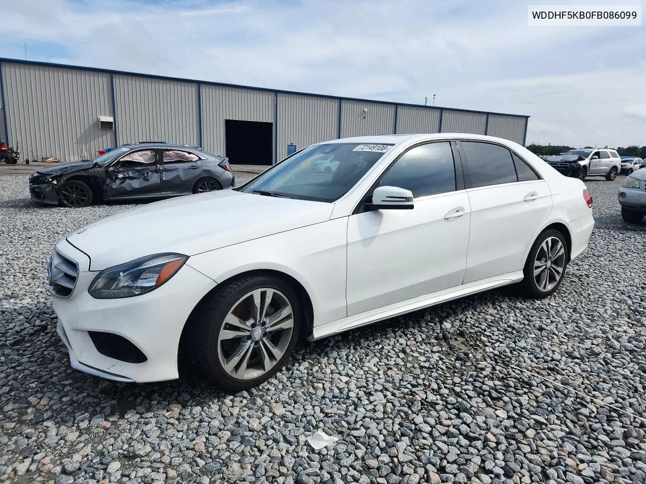 2015 Mercedes-Benz E 350 VIN WDDHF5KB0FB086099 фото 1