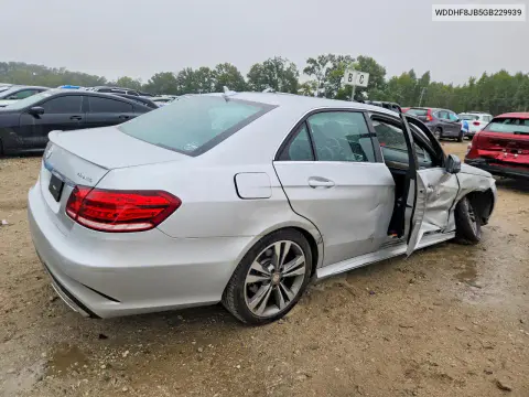 2016 Mercedes-Benz E 350 4Matic VIN WDDHF8JB5GB229939 фото 3