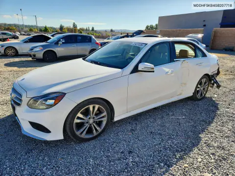 WDDHF5KB4GB207718 — 2016 Mercedes E-Klasse, Сторона, фото до ремонта