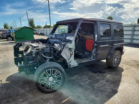 W1NWM0AB2SX046401 — 2025 Mercedes G-Klasse, Передняя часть, фото до ремонта