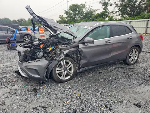 WDCTG4EB0HJ281579 — 2017 Mercedes GLA-Klasse, Передняя часть, фото до ремонта
