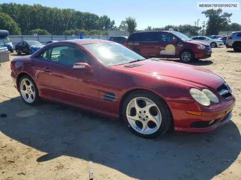 WDBSK75F05F093792 — 2005 Mercedes SL-Klasse, фото 4 с аукциона Copart, Передняя часть