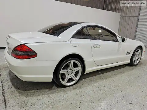 WDBSK71F29F152370 — 2009 Mercedes SL-Klasse, фото 3 с аукциона Copart 15.10.2026, Подтопление