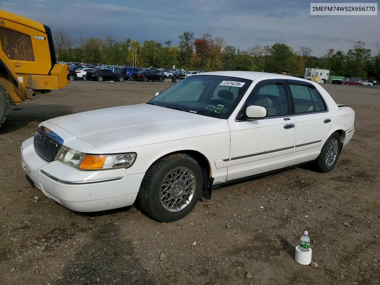 2002 Mercury Grand Marquis VIN 2MEFM74W52X656770 фото 1