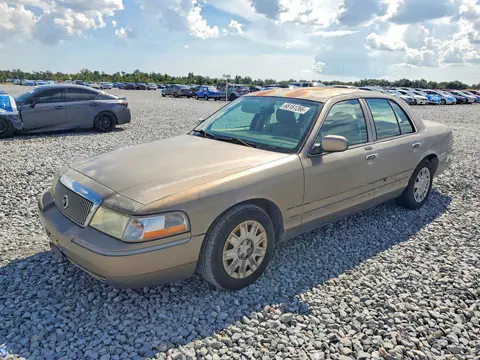 2MEFM74W55X645420 — 2005 Mercury Grand Marquis, Передняя часть (Front End), фото до ремонта