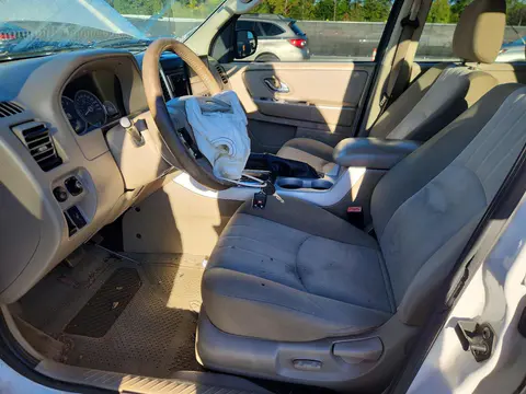 2006 Mercury Mariner VIN 4M2YU56136KJ07393 фото 7