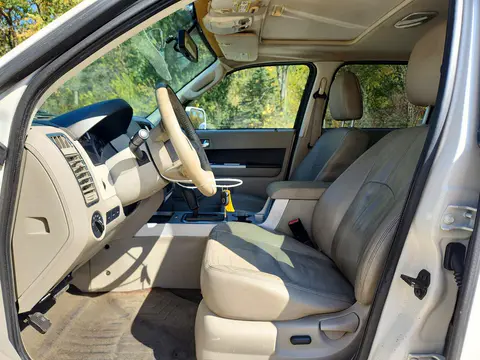 2010 Mercury Mariner VIN 4M2CN9HG8AKJ27132 фото 7